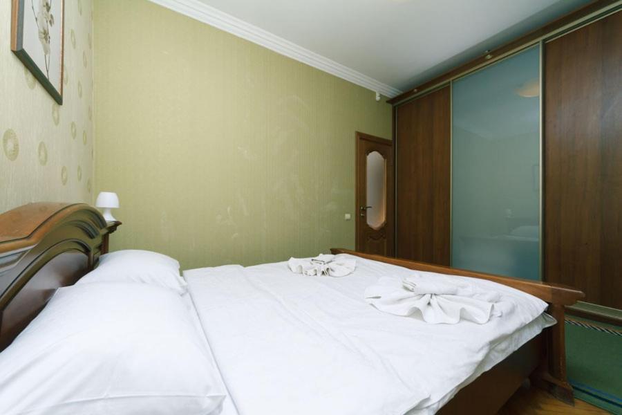 Three-Room Apartments At The Polytechnic Institute Kiev Luaran gambar