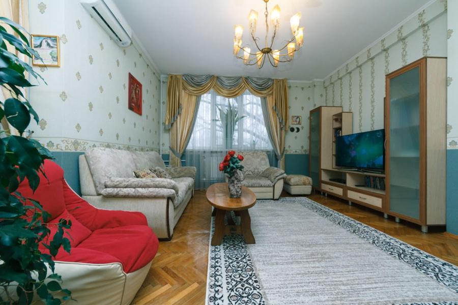 Three-Room Apartments At The Polytechnic Institute Kiev Luaran gambar